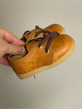 Vintage Style Toddler Tan Leather Lace Up Oxford Shoes Gum Sole Size 5.25 Inch